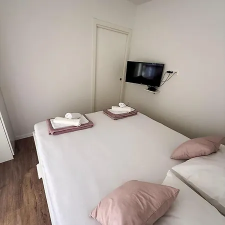 Angie&dee Apartment